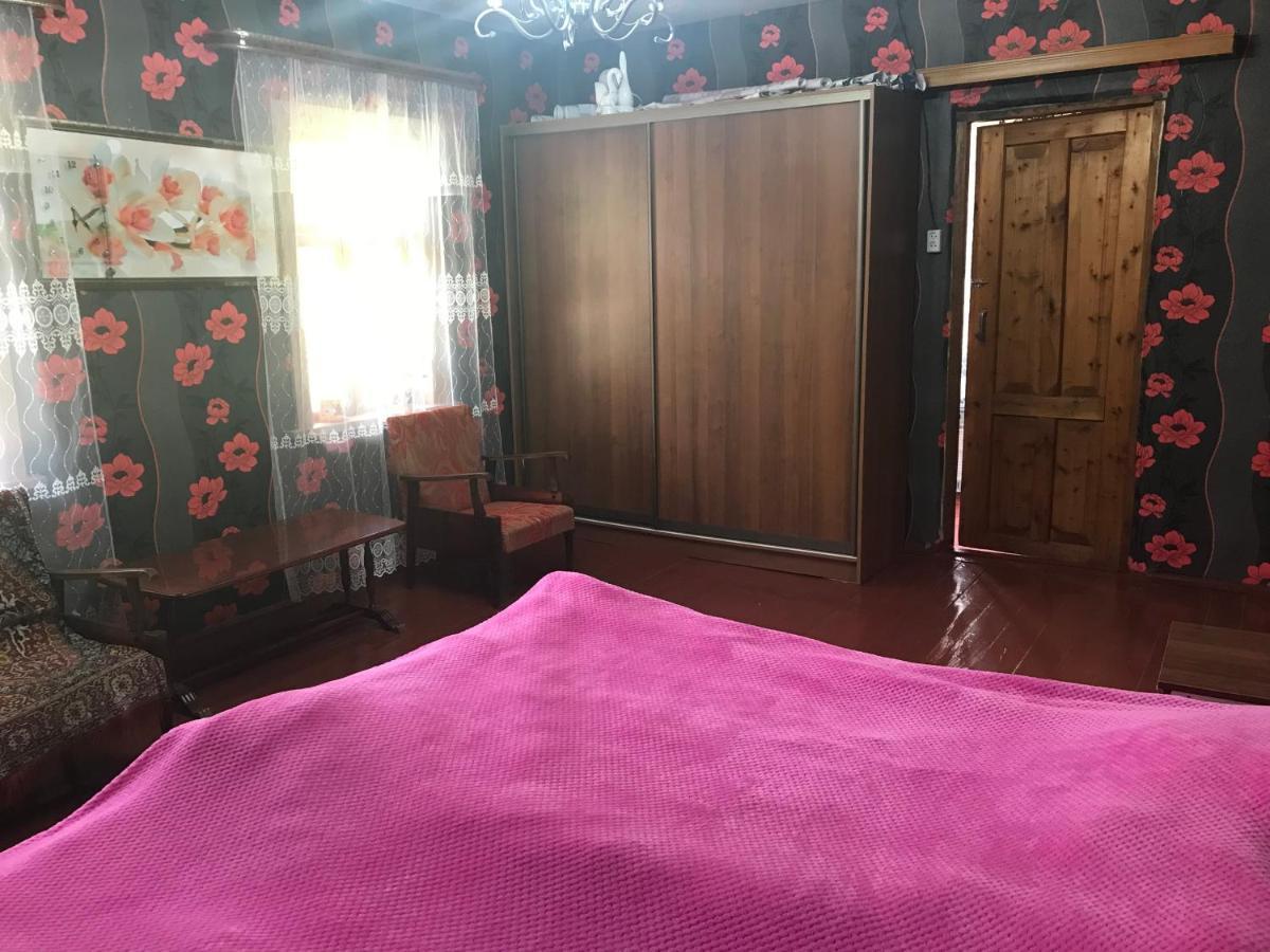 Гостевой Дом "Амза" Bed & Breakfast Tqvarcheli Ngoại thất bức ảnh